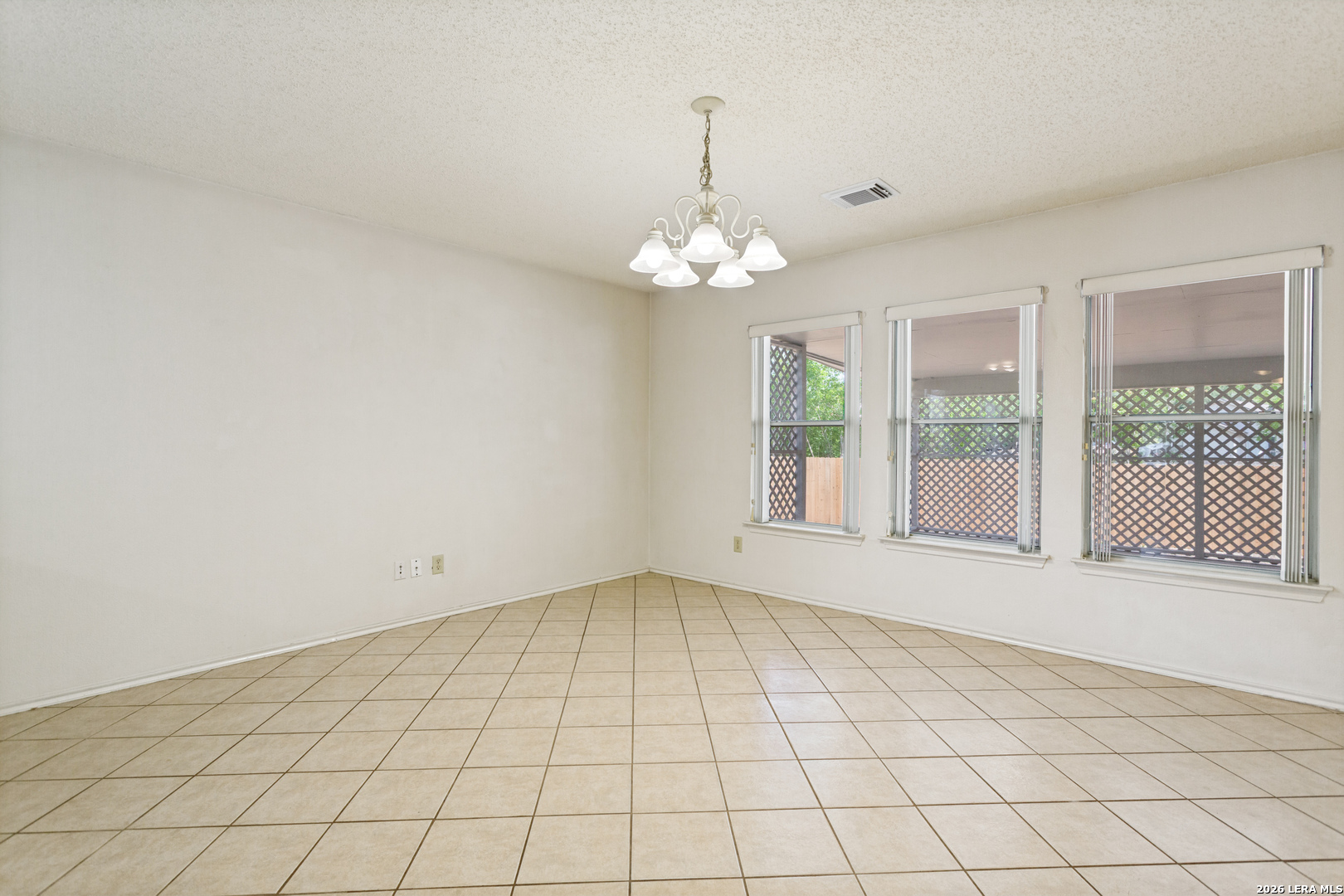 5003 Elk Creek San Antonio TX 78251