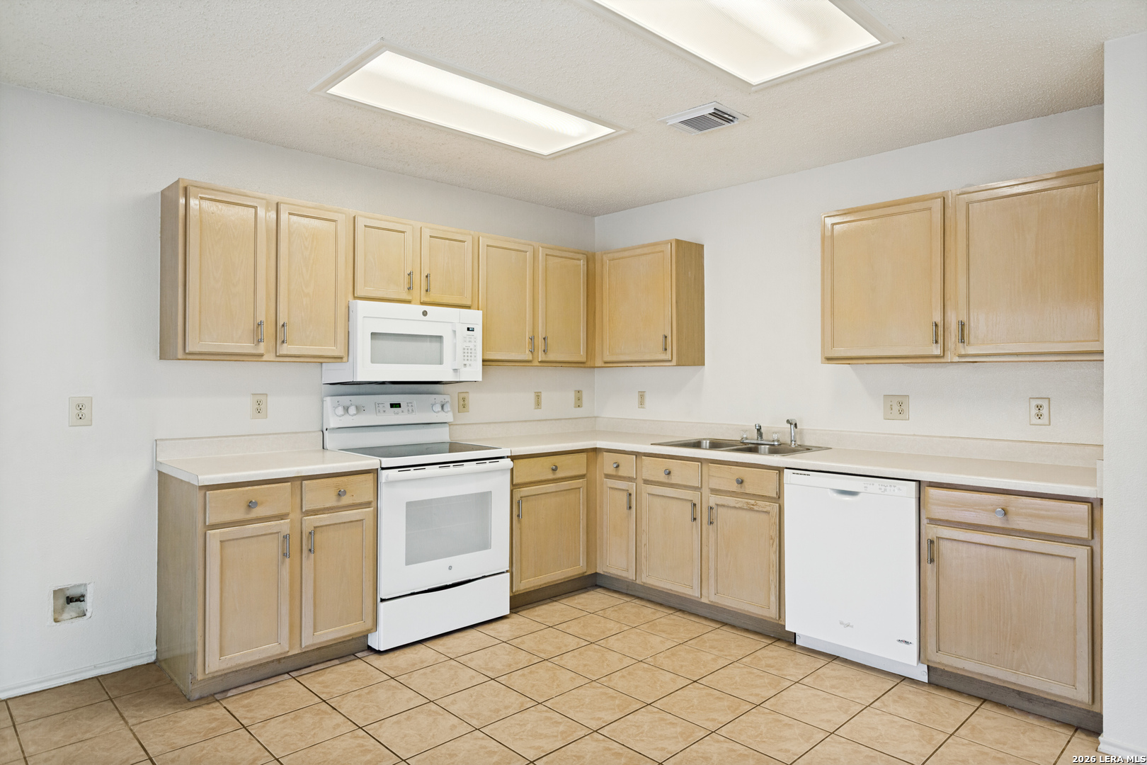 5003 Elk Creek San Antonio TX 78251