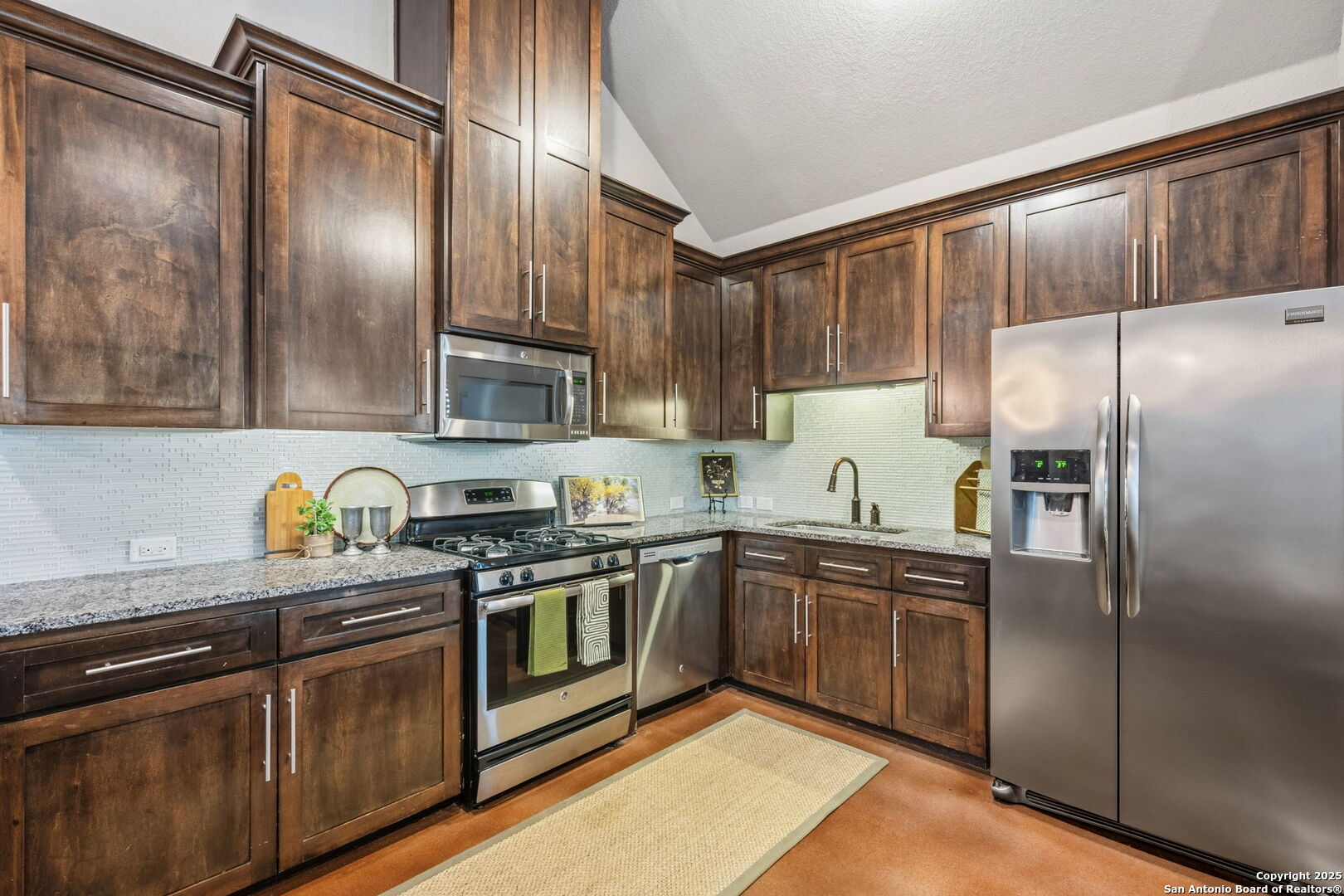 1618 Gruene Vineyard Crossing New Braunfels TX 78130