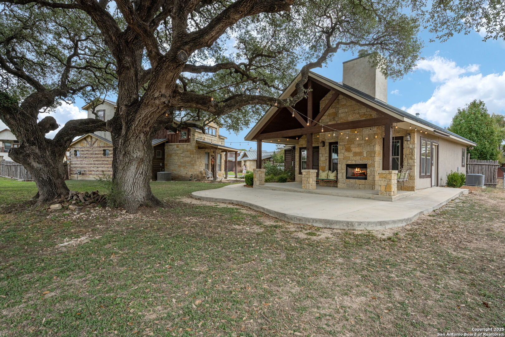 1618 Gruene Vineyard Crossing New Braunfels TX 78130
