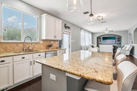 4031 Calle De Cobre San Antonio TX 78257