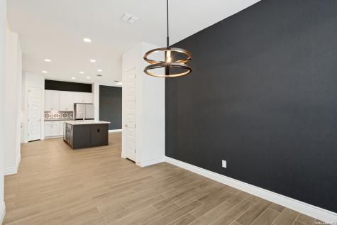 1172 Cadogan Squire San Antonio TX 78260