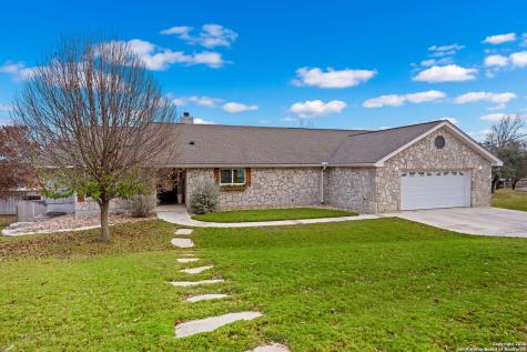 138 W Holly Hill Drive Ingram TX 78025