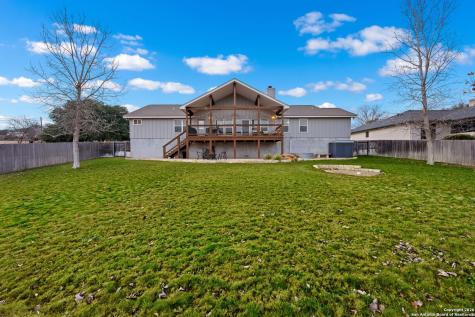 138 W Holly Hill Drive Ingram TX 78025
