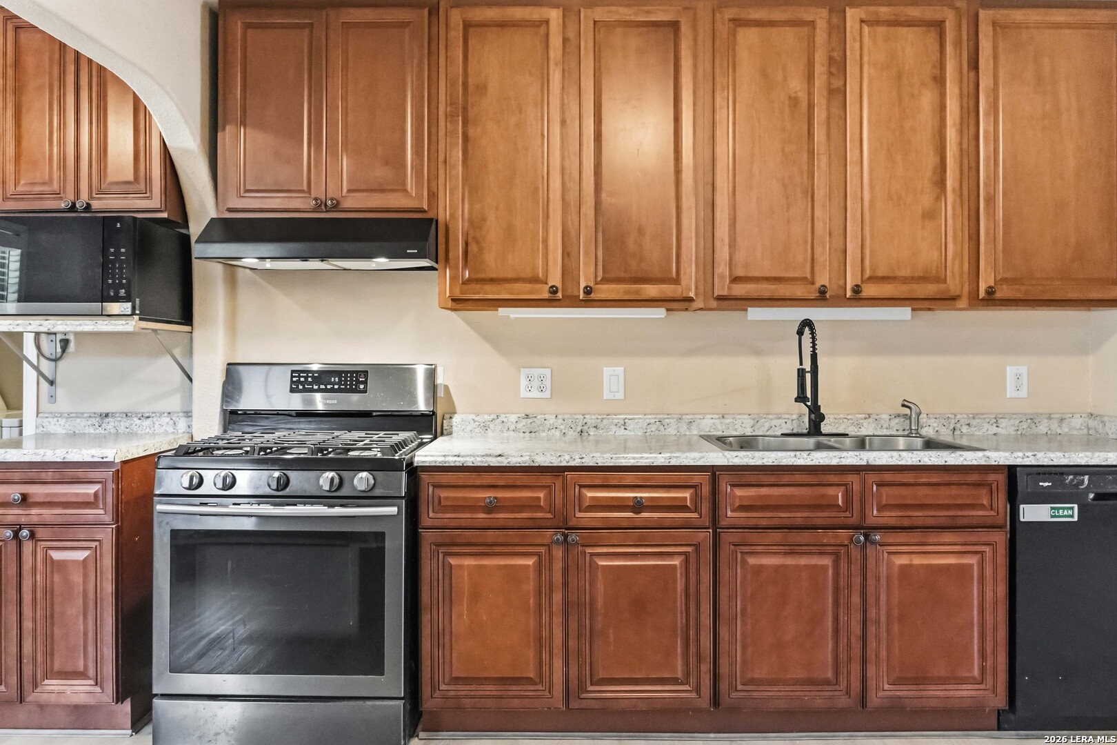160 S Krueger Avenue New Braunfels TX 78130