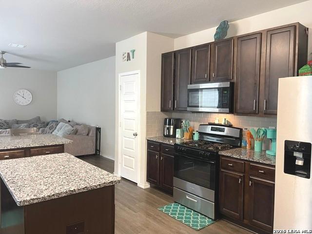 13511 Eden St Hedwig TX 78152