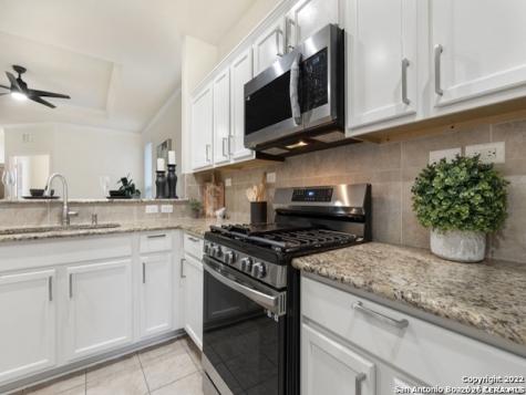 14103 Knob Creek San Antonio TX 78245