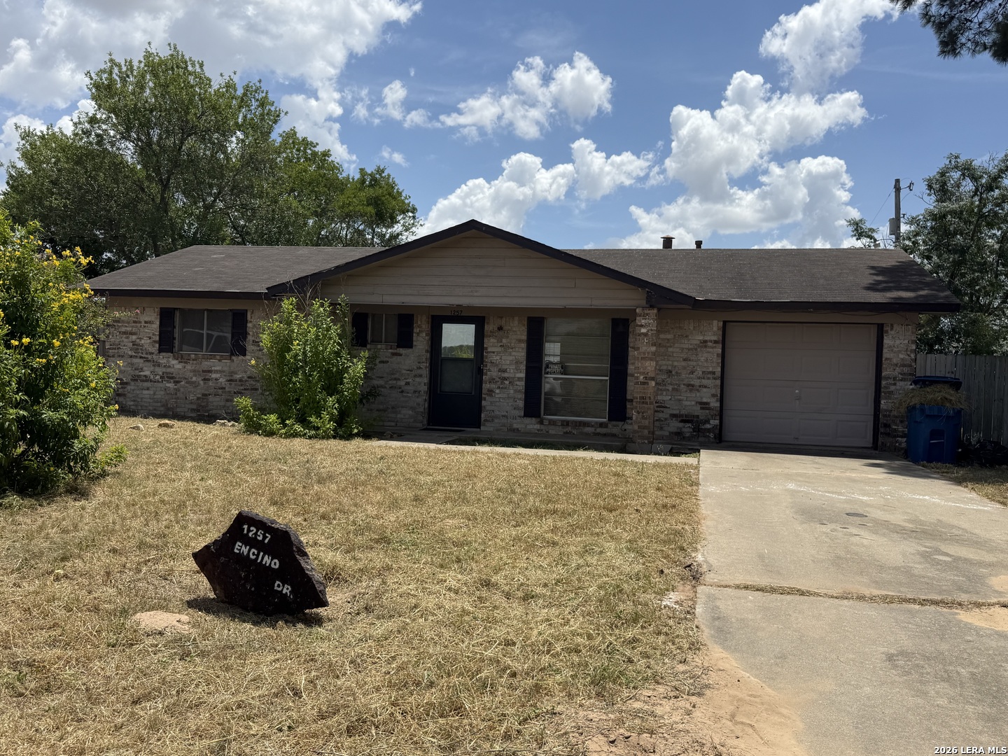 1257 Encino Pleasanton TX 78064