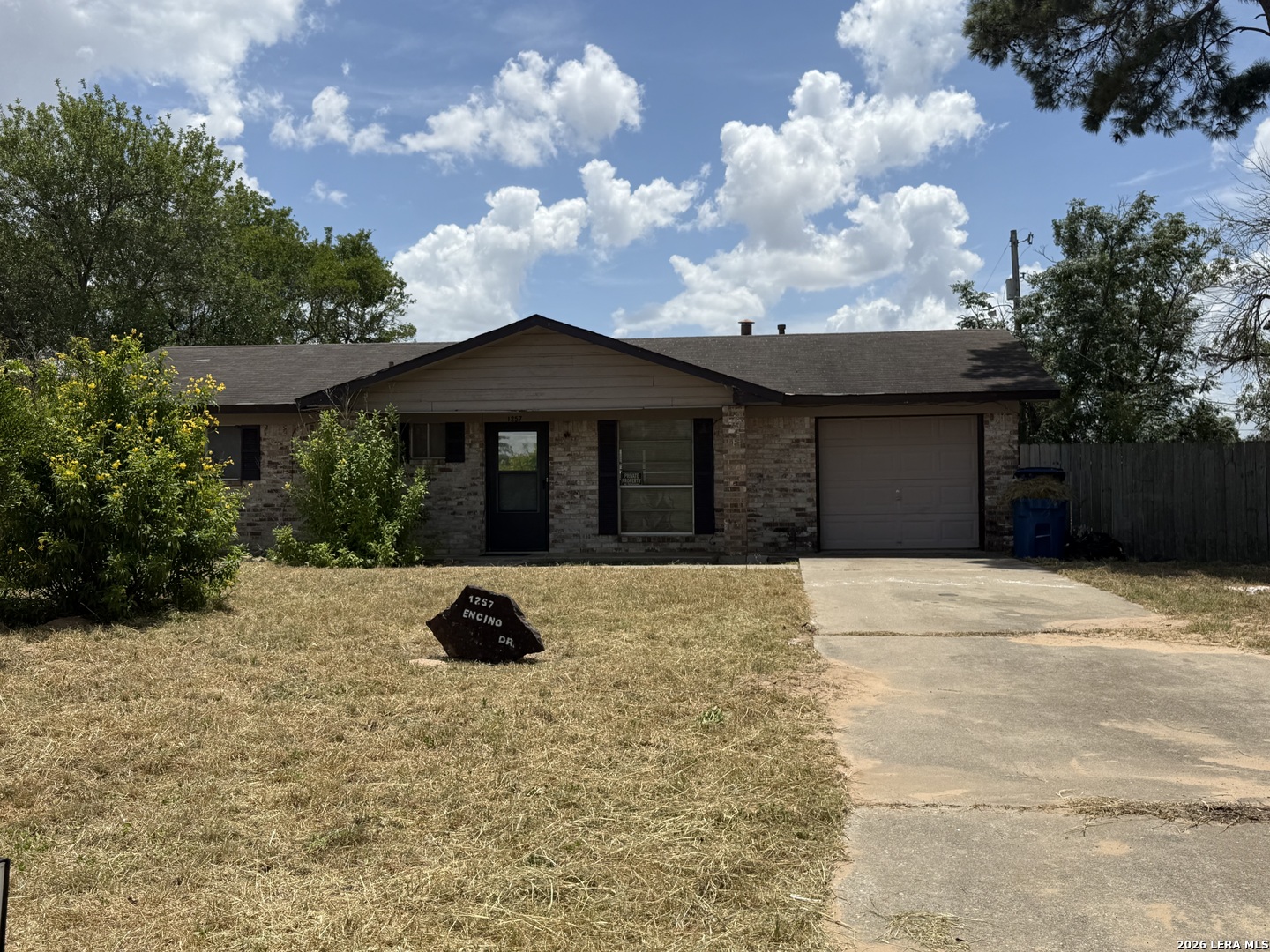 1257 Encino Pleasanton TX 78064