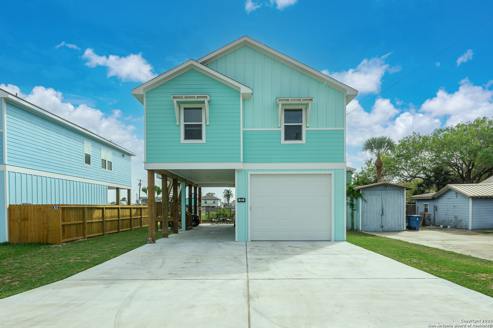810 S Church Street Rockport TX 78382