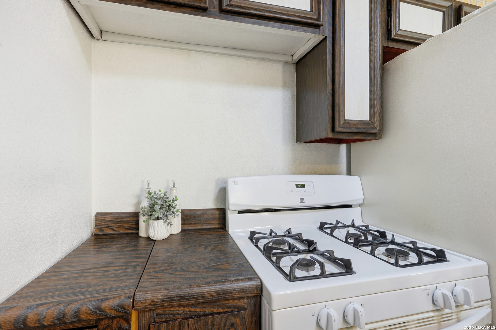 6034 Lark Valley Drive San Antonio TX 78242