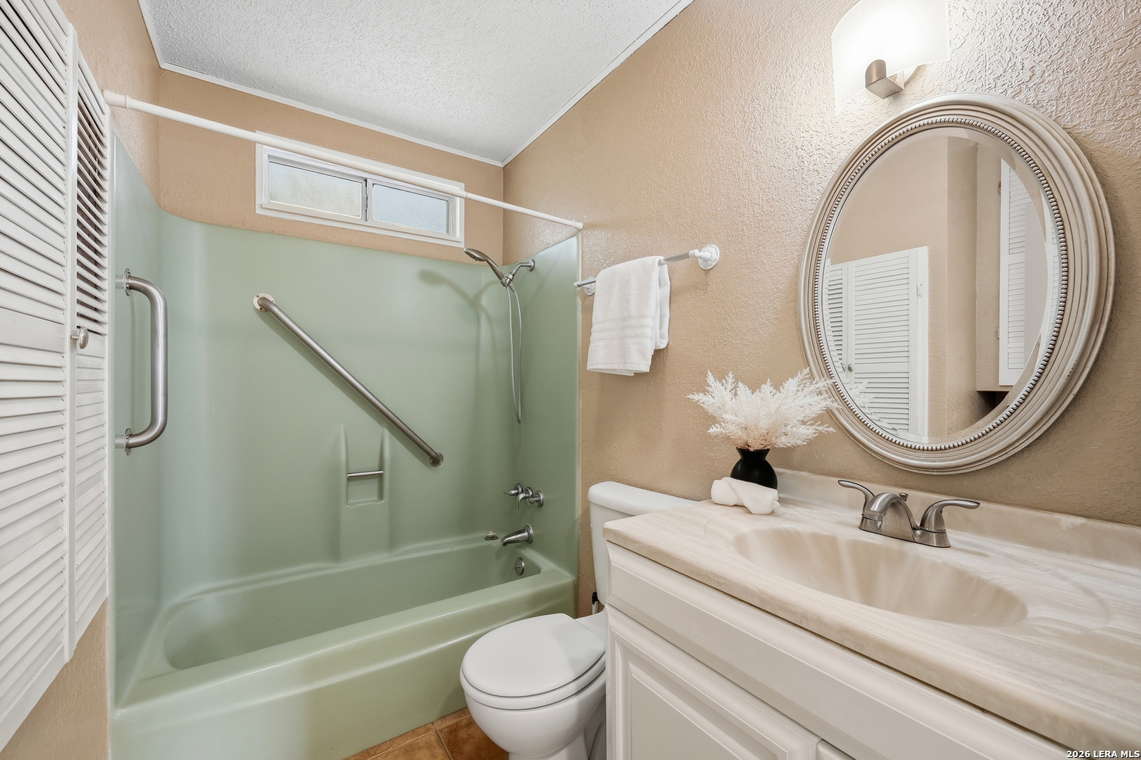 6034 Lark Valley Drive San Antonio TX 78242