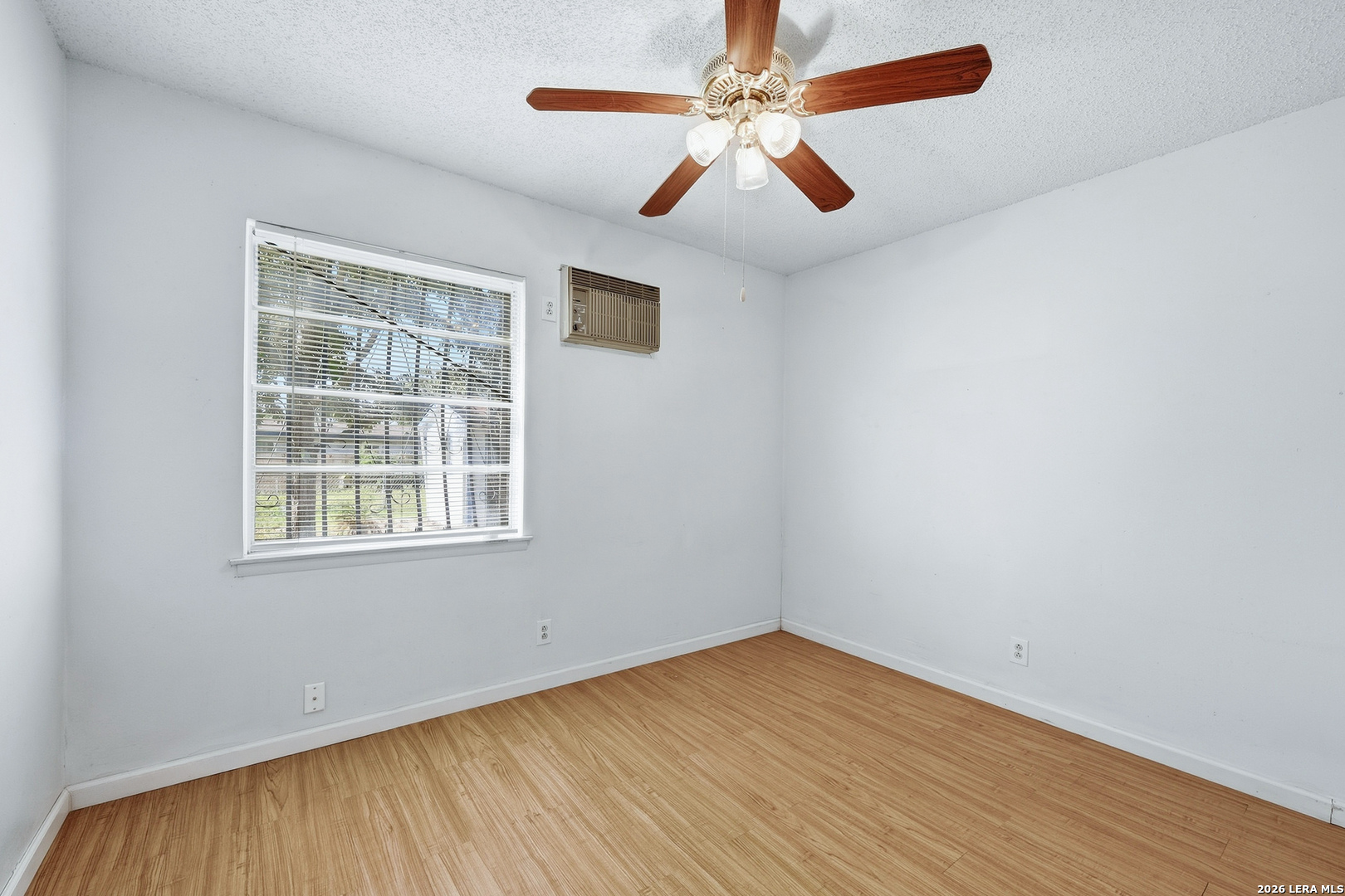 6034 Lark Valley Drive San Antonio TX 78242