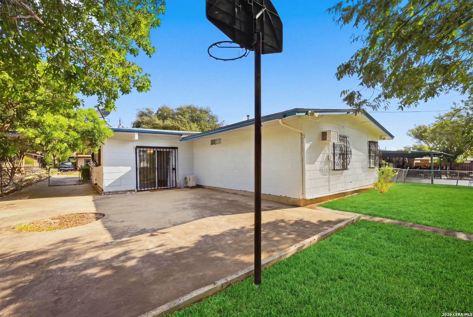 6034 Lark Valley Drive San Antonio TX 78242