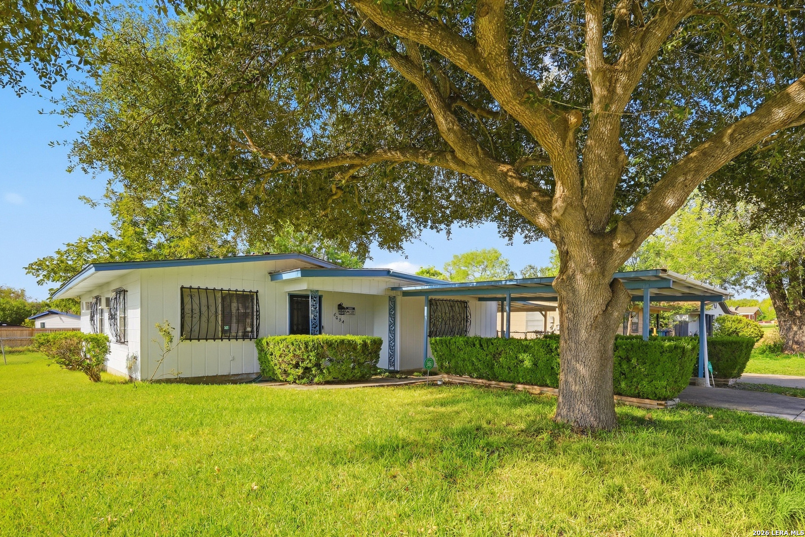 6034 Lark Valley Drive San Antonio TX 78242