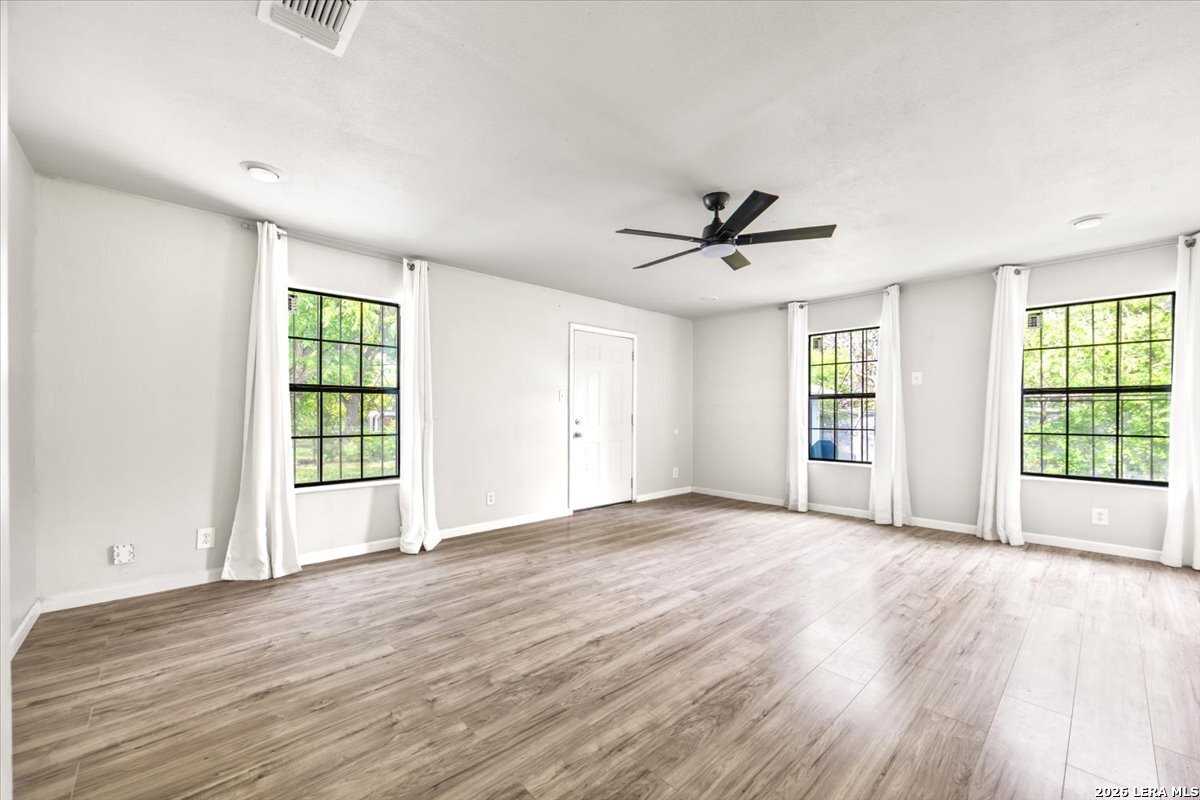 2033 SW 19th Street San Antonio TX 78207