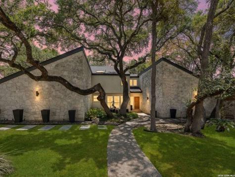 434 Arch Bluff San Antonio TX 78216