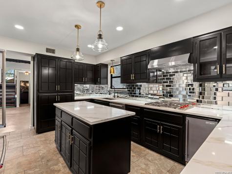 434 Arch Bluff San Antonio TX 78216