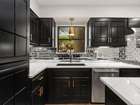 434 Arch Bluff San Antonio TX 78216