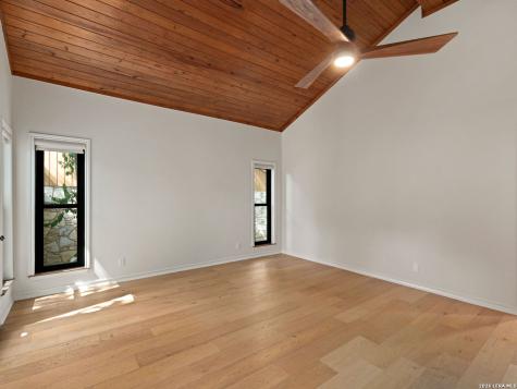 434 Arch Bluff San Antonio TX 78216