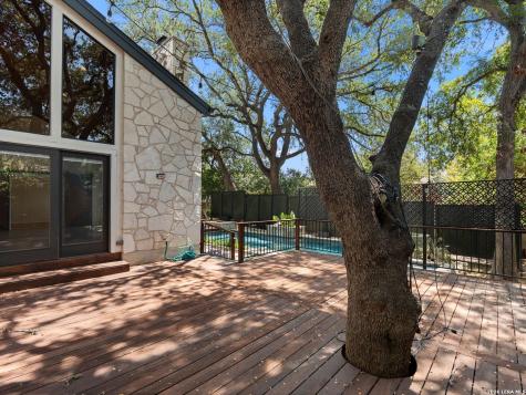 434 Arch Bluff San Antonio TX 78216