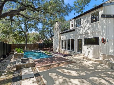 434 Arch Bluff San Antonio TX 78216