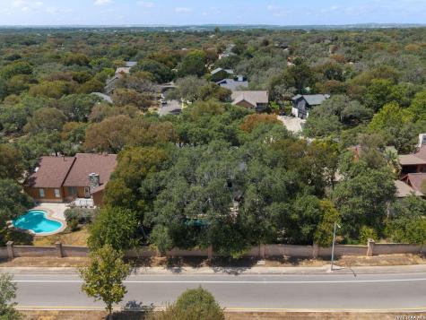 434 Arch Bluff San Antonio TX 78216