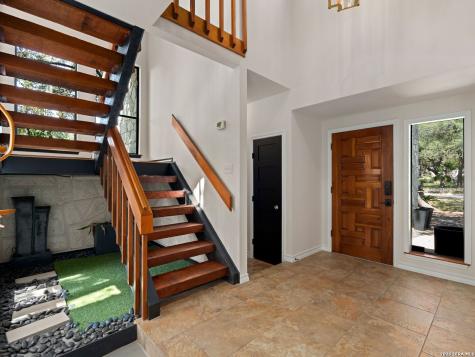 434 Arch Bluff San Antonio TX 78216