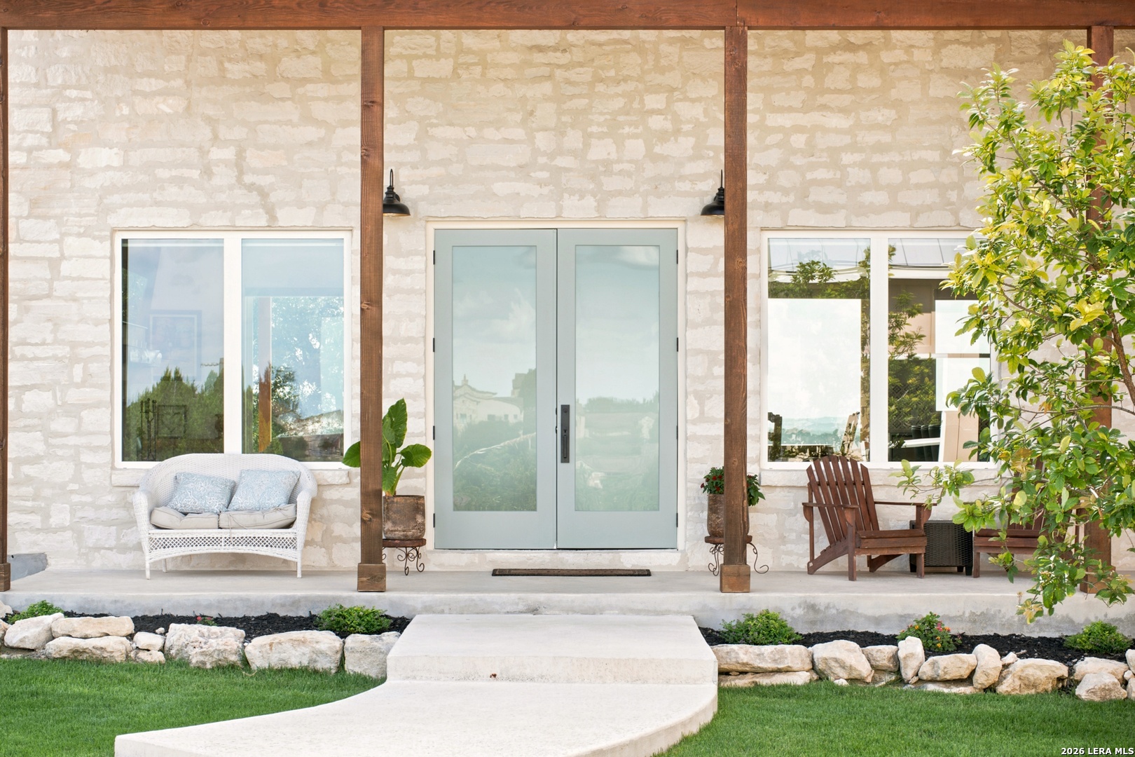 812 N Pleasant Valley Drive Boerne TX 78006