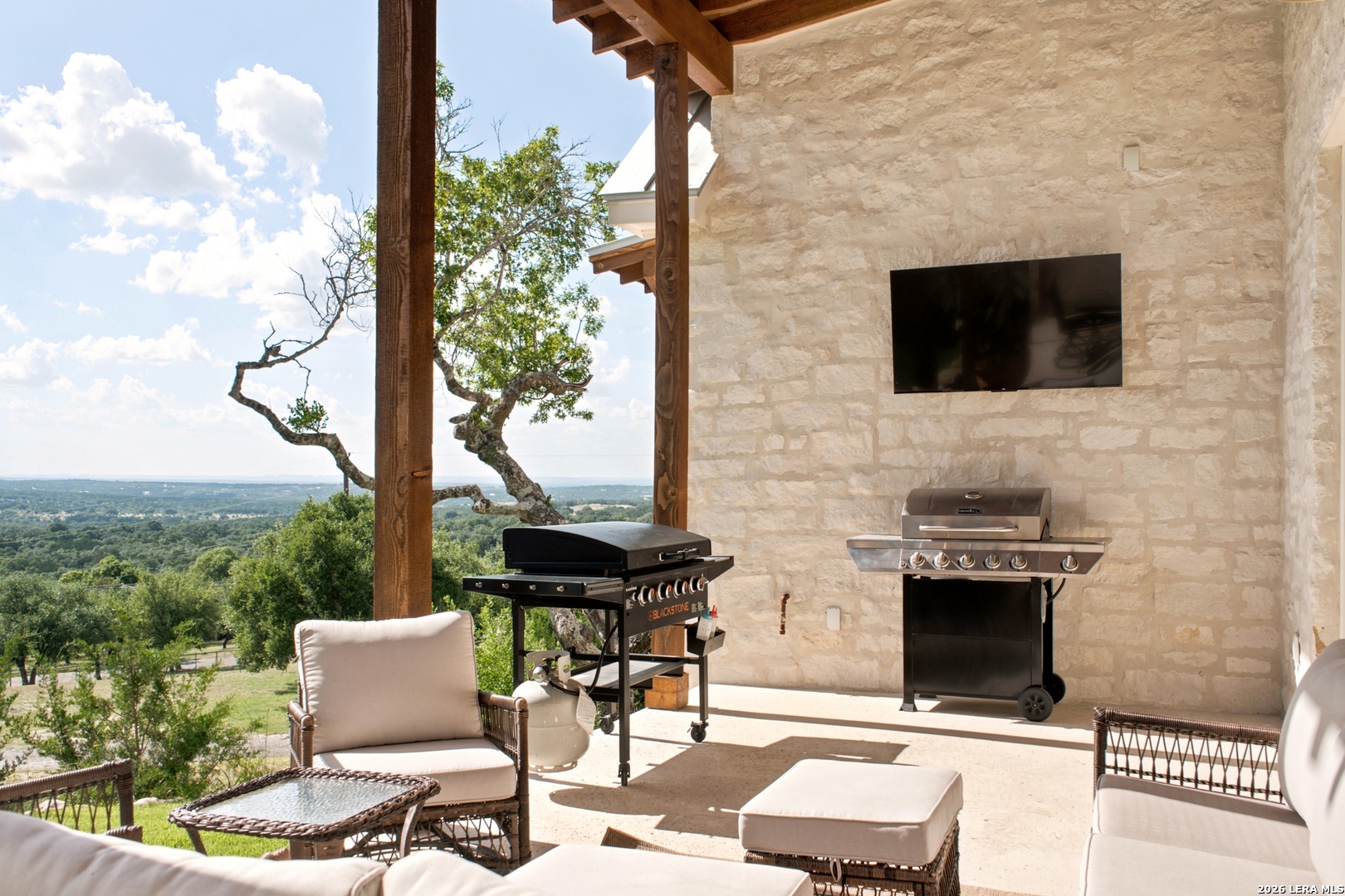 812 N Pleasant Valley Drive Boerne TX 78006