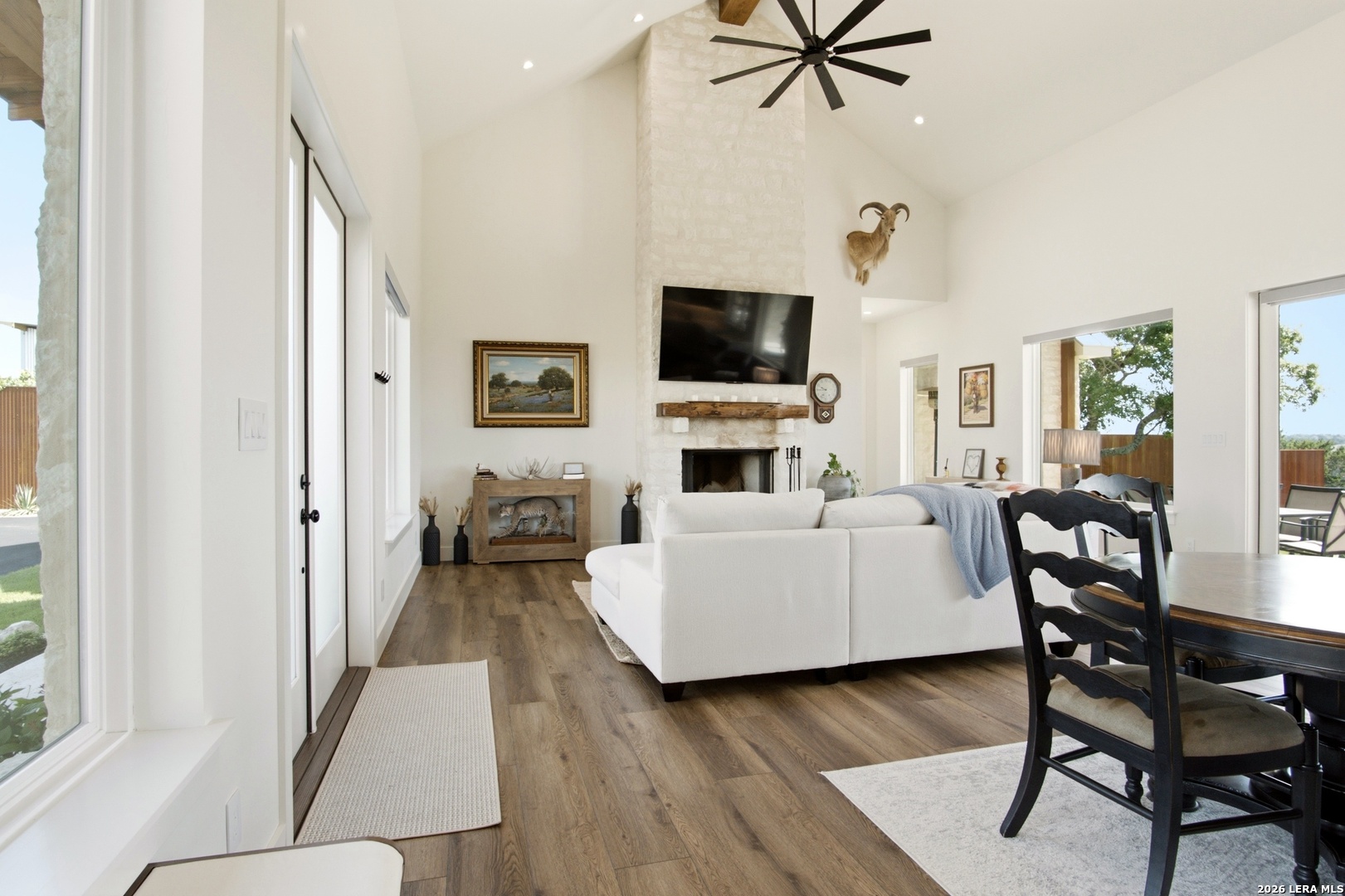 812 N Pleasant Valley Drive Boerne TX 78006
