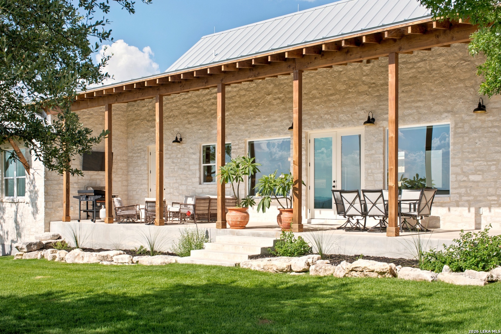 812 N Pleasant Valley Drive Boerne TX 78006