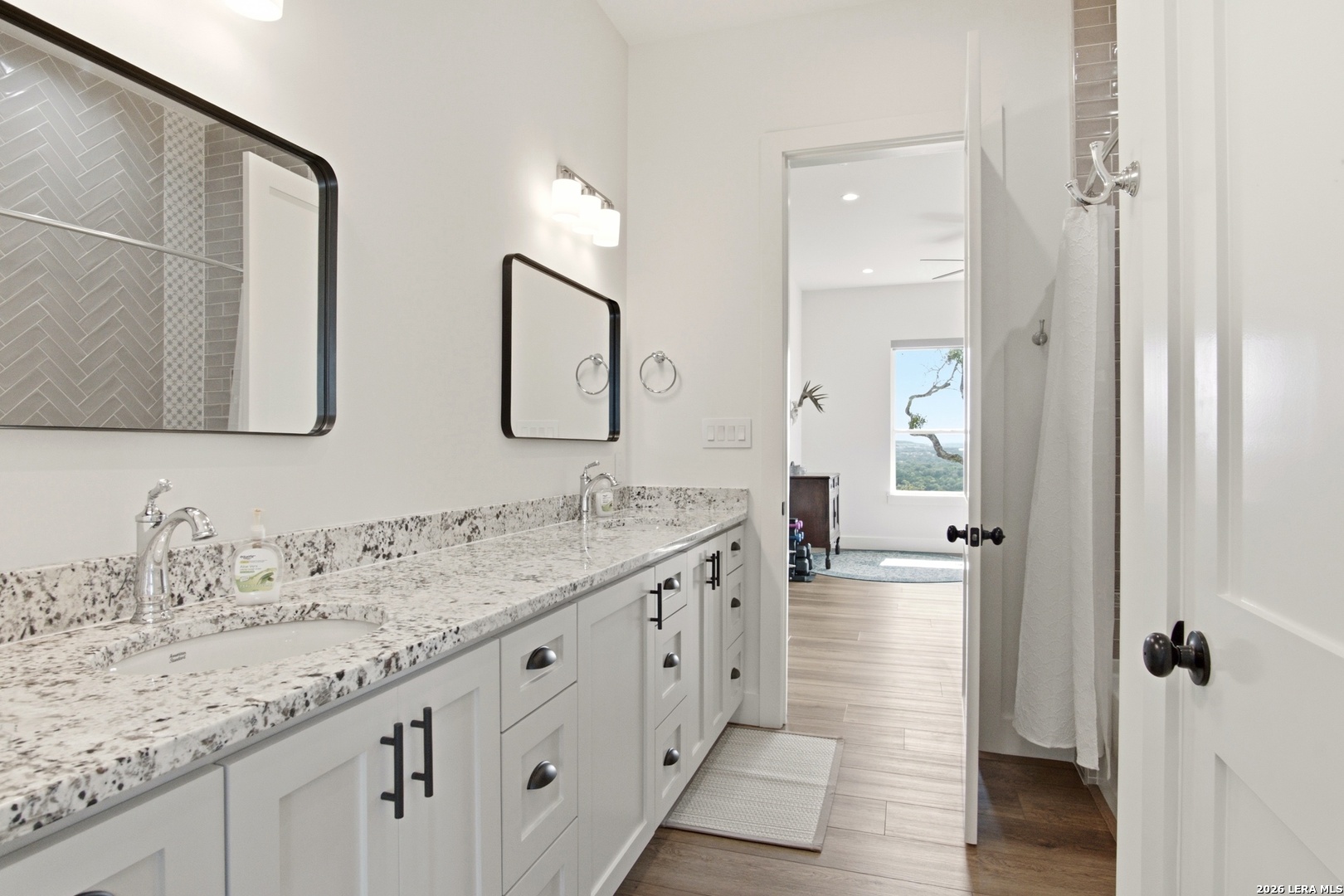 812 N Pleasant Valley Drive Boerne TX 78006