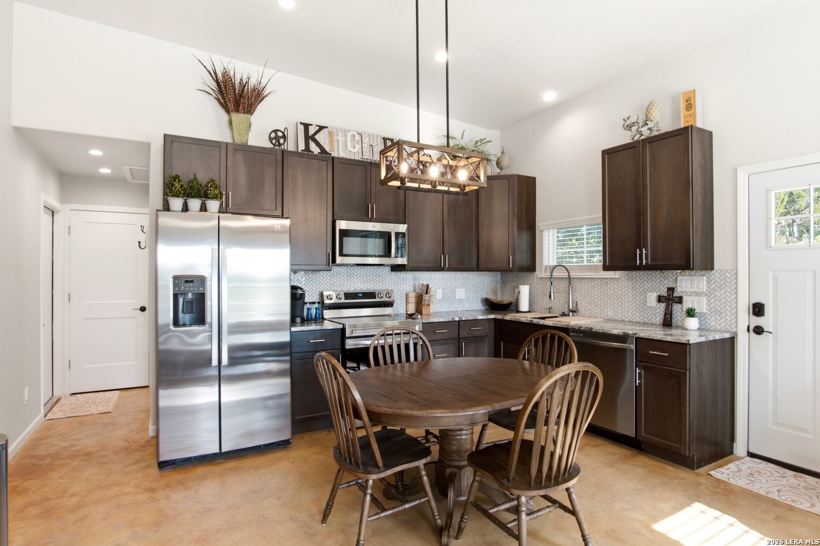 812 N Pleasant Valley Drive Boerne TX 78006
