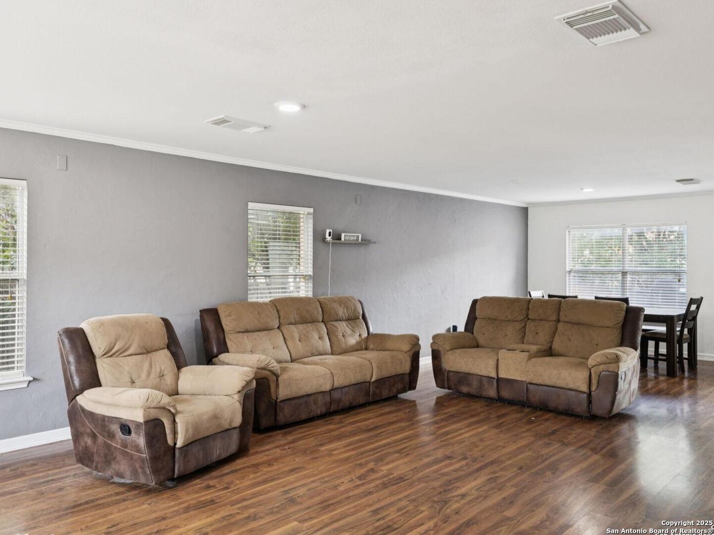 2921 Mulberry Schertz TX 78154