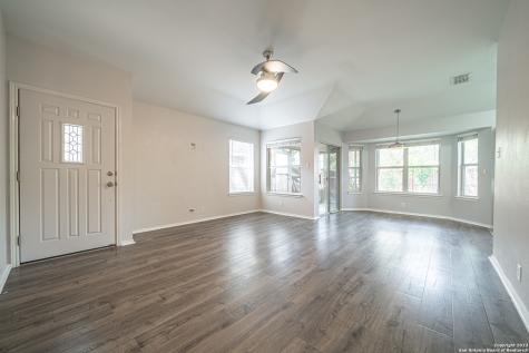 3343 Tumblewood Trail San Antonio TX 78247