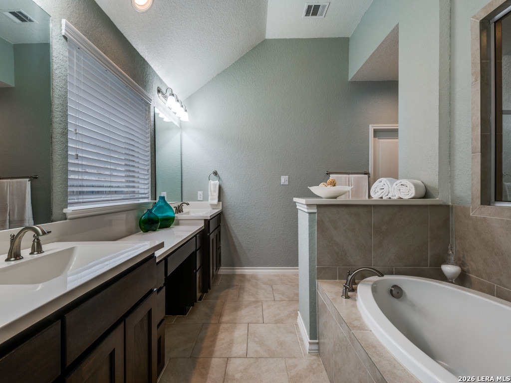 9750 Monken Boerne TX 78006