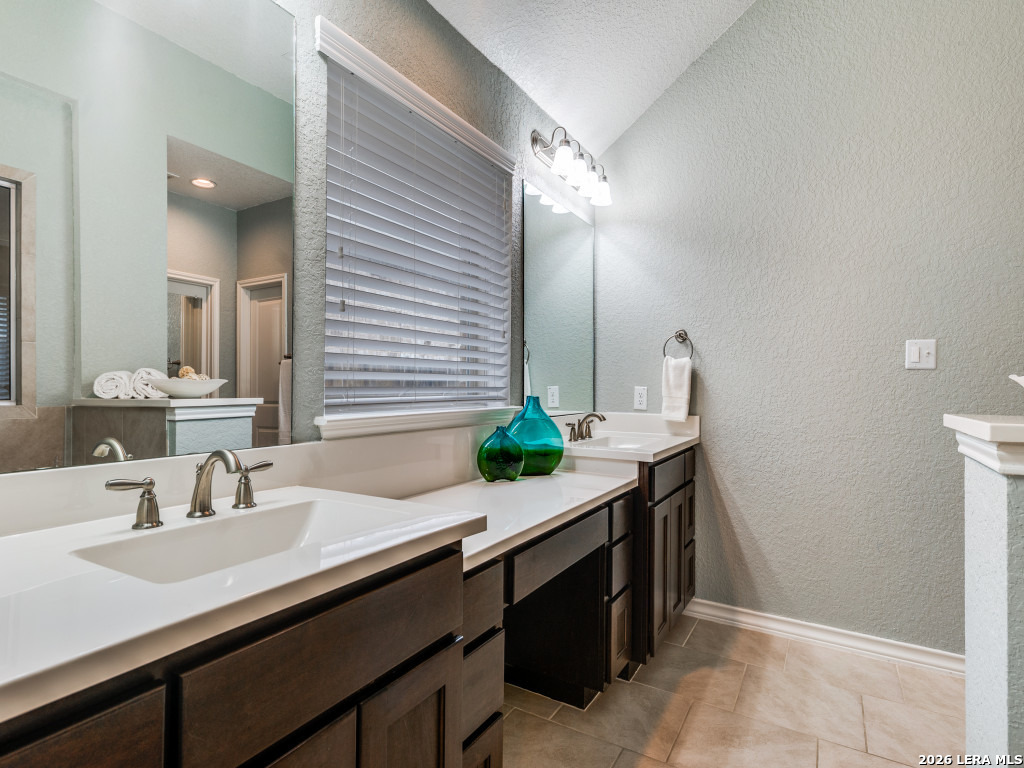 9750 Monken Boerne TX 78006