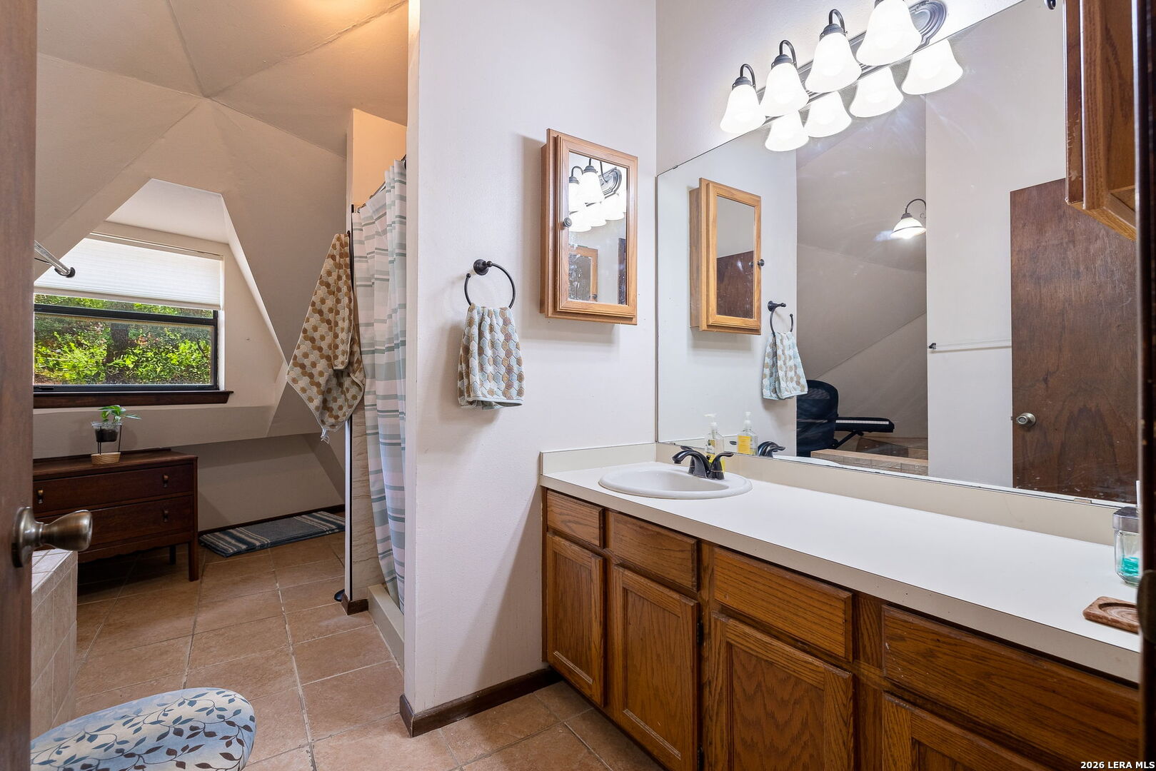 1202 Flagstone Drive San Antonio TX 78260
