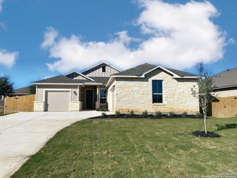 213 Iron Gate Pleasanton TX 78064