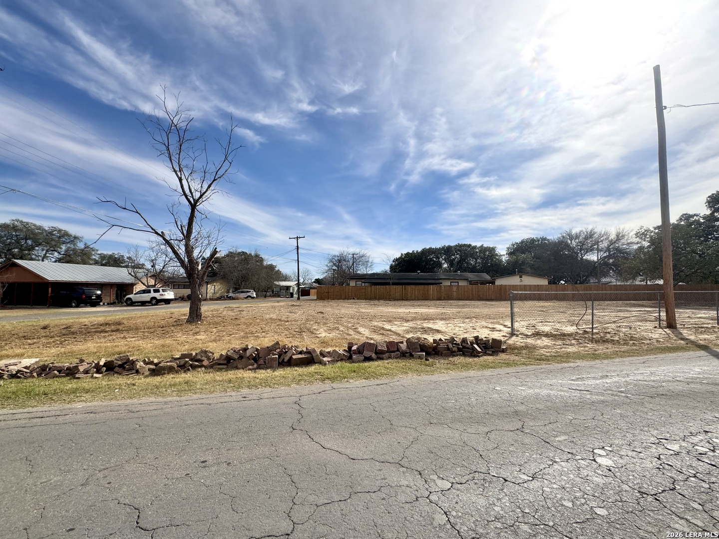 Tbd W Dilley Devine TX 78016