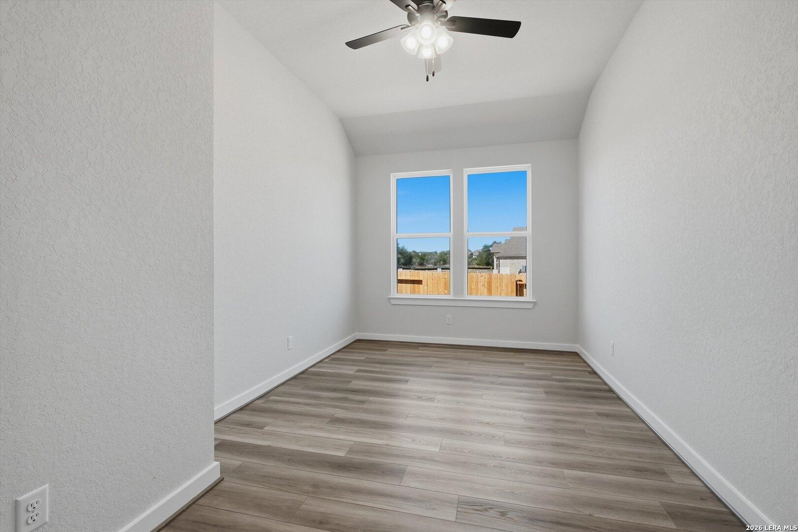 1578 Lone Grapevine New Braunfels TX 78132