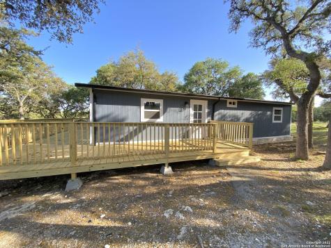 1488 Highview Street Canyon Lake TX 78133