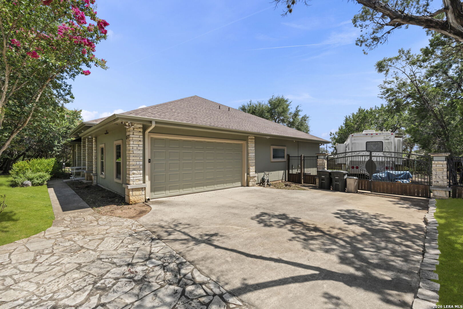 1070 Kings Ranch Bandera TX 78003