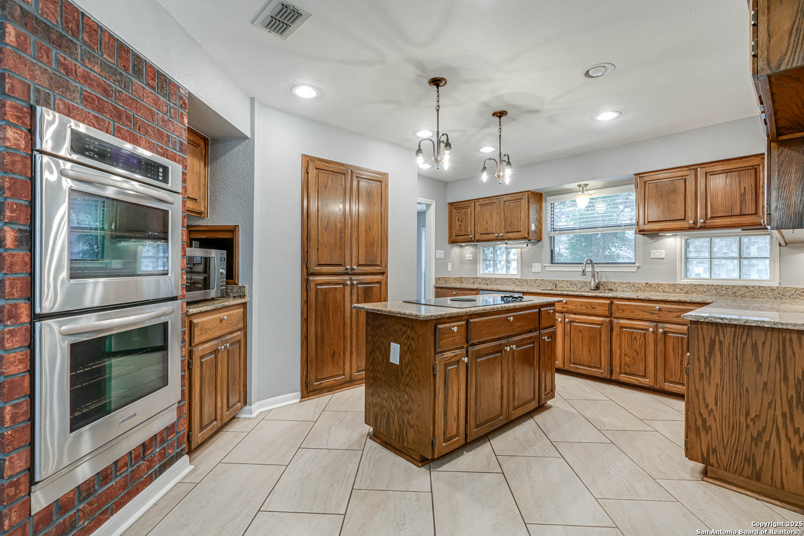 8743 Paseo Oaks San Antonio TX 78255