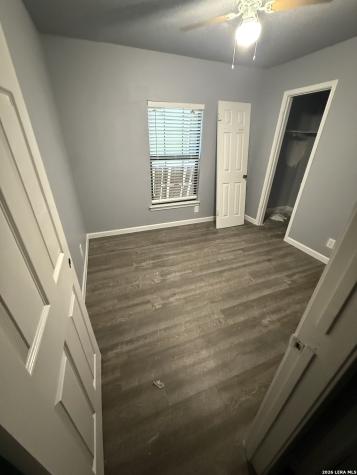 6305 Village Arbor San Antonio TX 78250