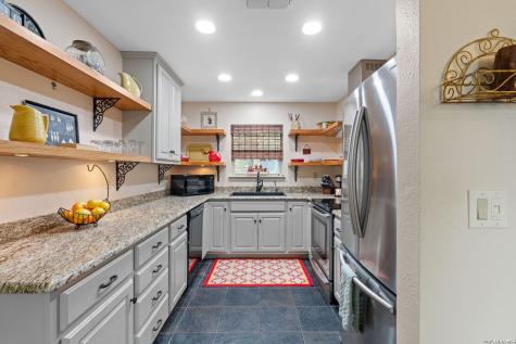 532 N School Street Boerne TX 78006