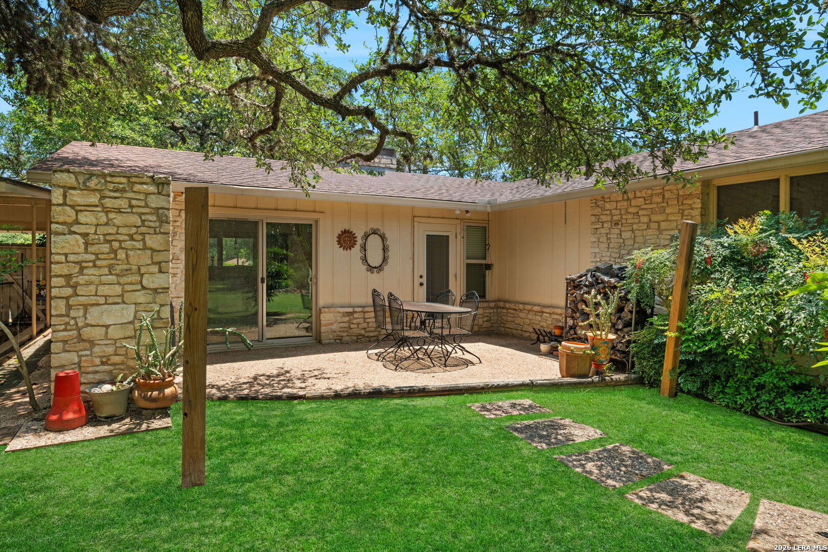 532 N School Street Boerne TX 78006