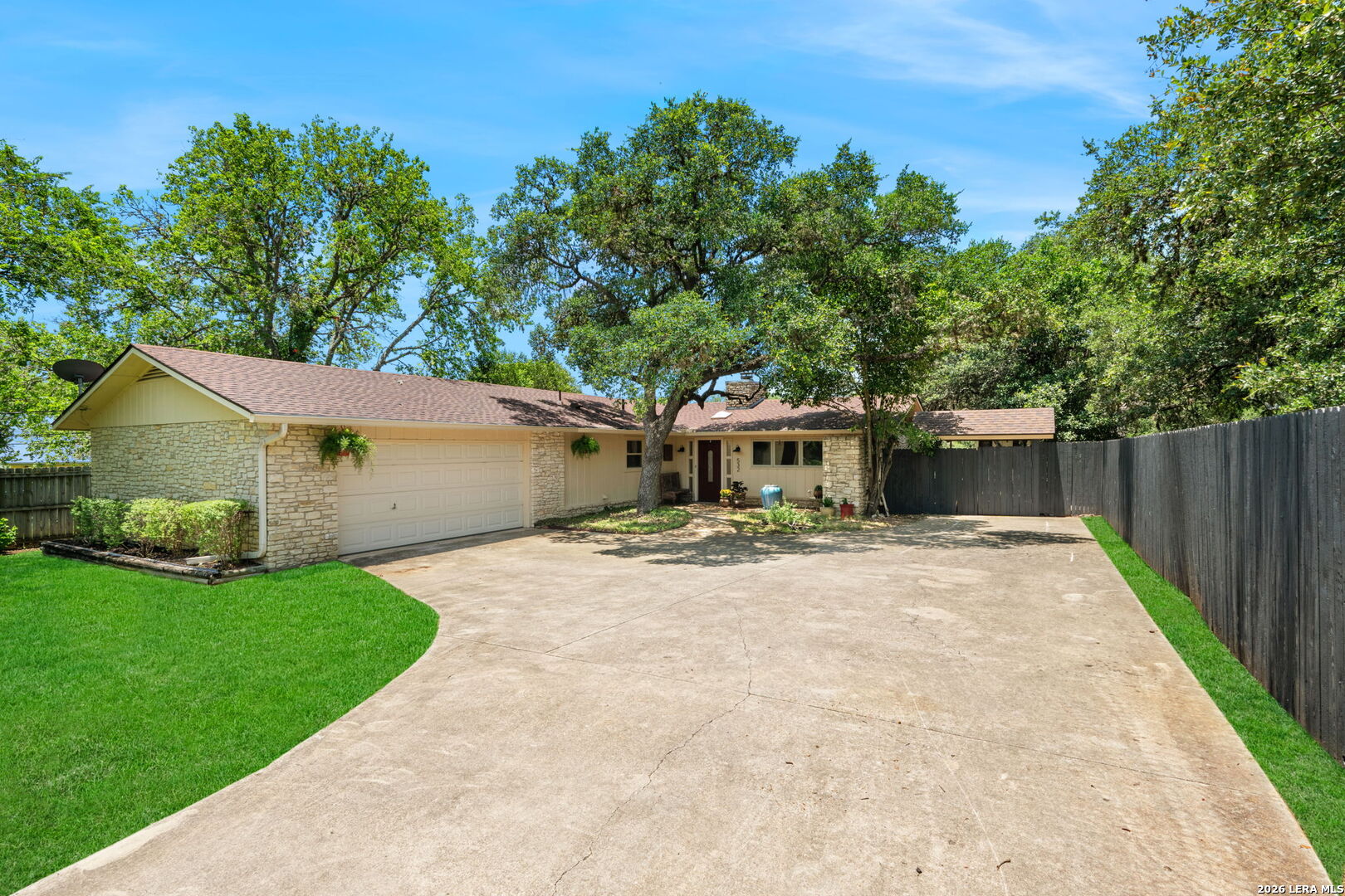 532 N School Street Boerne TX 78006