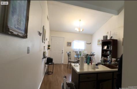 6520 Spring Lark San Antonio TX 78249